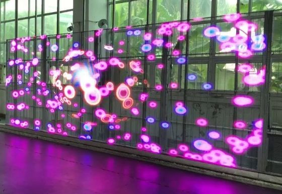Ekran okienny LED P3.91 AC85V przezroczysty ekran wideo LED RGB