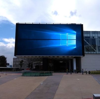 Niestandardowa zewnętrzna ściana wideo LED 1R1G1B Wyświetlacz LED 3 w 1 P4mm