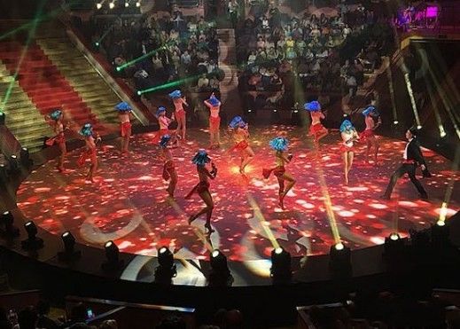 52 × 52 kropki 3840 Hz Kolorowe Led Dance Floor Rental P4.81mm High Refresh