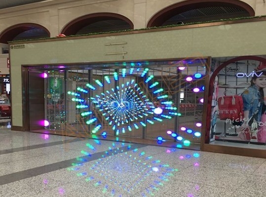 9245 pikseli Przezroczysty profesjonalny wyświetlacz LED 5000cd 10,4 mm