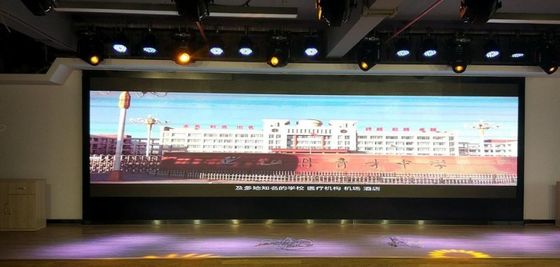 900cd Ekran LED wewnętrzny pełnokolorowy do wynajęcia P3.91 Ściana matrycowa LED CCC 65410 pikseli