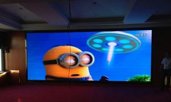 900cd Ekran LED wewnętrzny pełnokolorowy do wynajęcia P3.91 Ściana matrycowa LED CCC 65410 pikseli