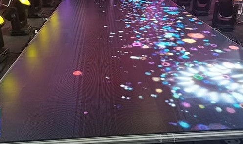 SMD2121 Wynajem świateł dyskotekowych 0,5 * 1 m Led Light Up Dance Floor Rental P3.91mm