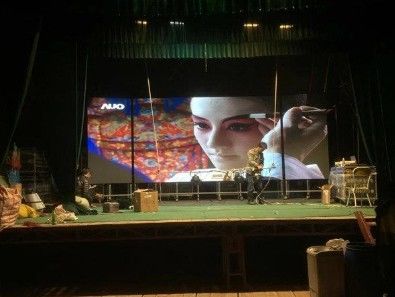 Longda Outdoor Full Color Led Display 104x104 kropki Wysoka Definicja