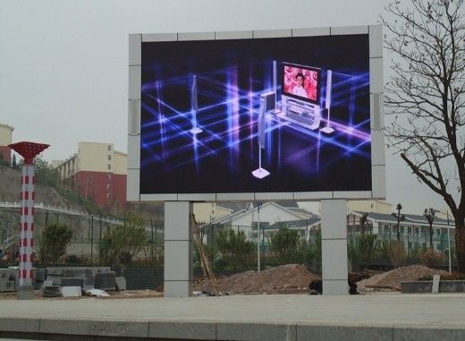 P6.67 Komercyjny zewnętrzny ekran reklamowy panel 16,7M 7000cd/M2