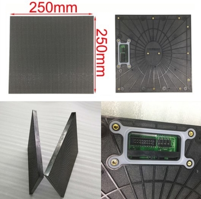 IP65 P3.91mm Dekoracje ekranu tła LED na scenie 40m Odległość widoku