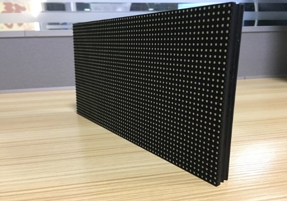 Niestandardowa zewnętrzna ściana wideo LED 1R1G1B Wyświetlacz LED 3 w 1 P4mm