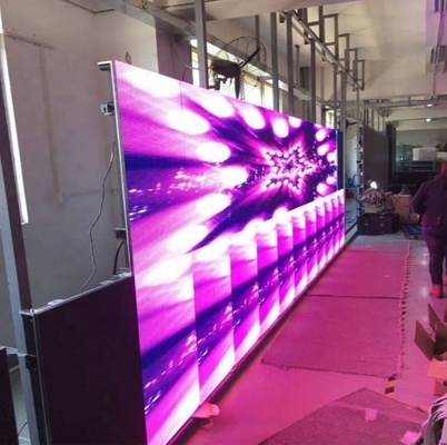 Wypożyczalnia w pełnym kolorze Wyświetlacz LED SMD 500X500mm Ściana wideo w szafce